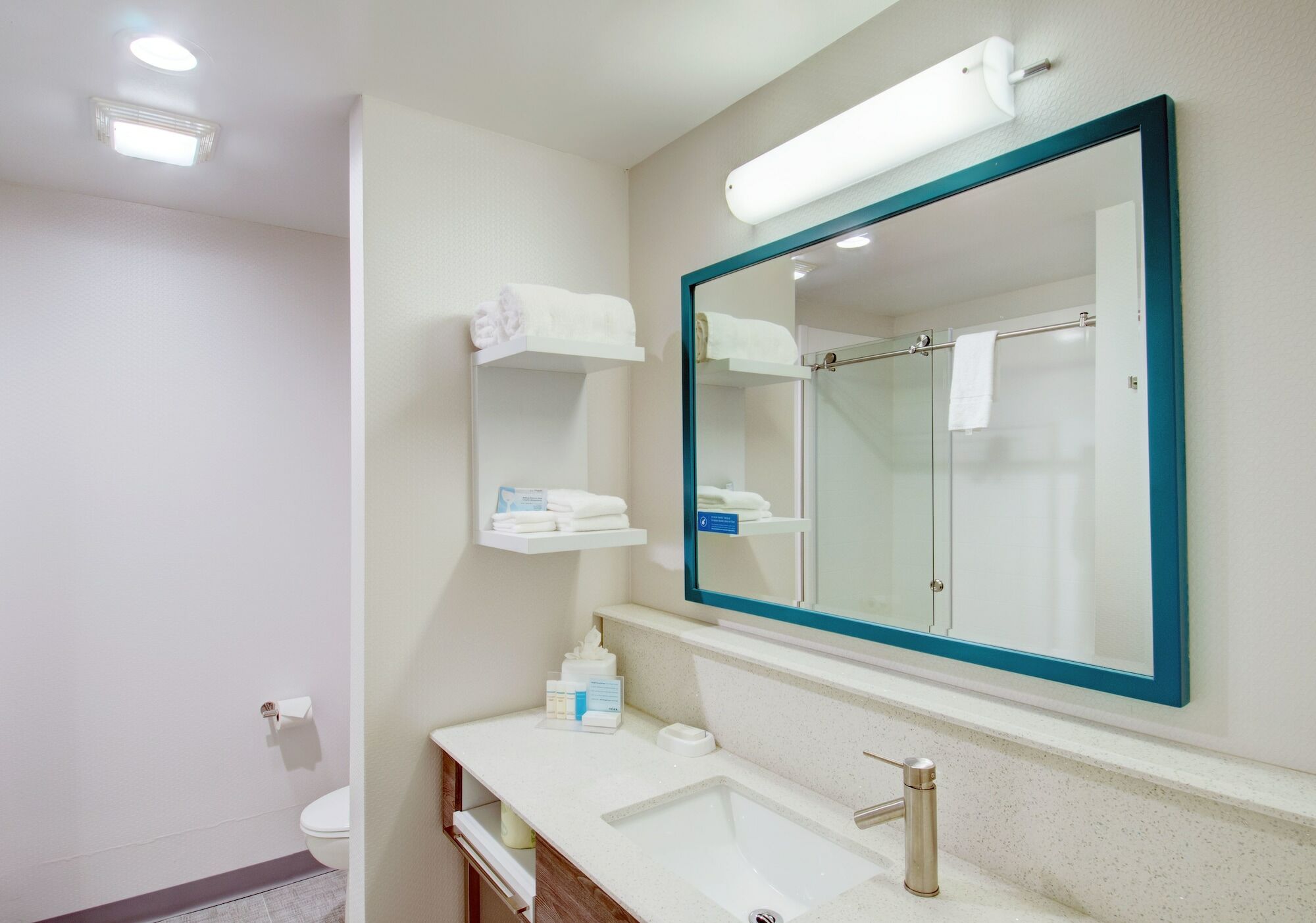 Hampton Inn & Suites Boston/Стоутен Екстер'єр фото